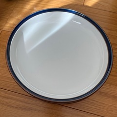 白山陶器のセットの画像