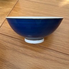 白山陶器のセットの画像