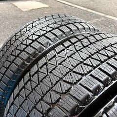 美品！バリ山スタッドレス 2022年製 トヨタ ハリアー純正の画像