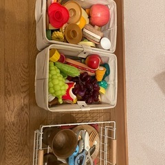 IKEA おままごとキッチン&食材等の画像