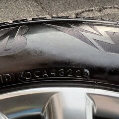 美品！バリ山スタッドレス 2022年製 トヨタ ハリアー純正の画像