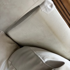 クリームホワイト革（合革）リラックスソファーの画像