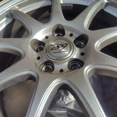 タイヤホイールセットの画像