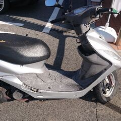100cc 原付バイクの画像