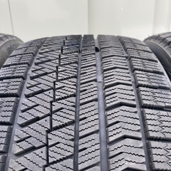 BRIDGESTONE BLIZZAK VRX2 245/40R18の画像