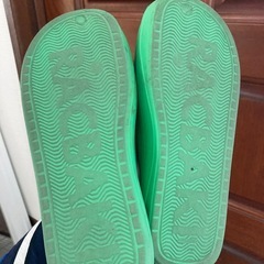 Racbaki（ラクバキ）イージーサンダル ライトグリーン Lの画像