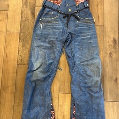 マークゴンザレス×ニューエラ　スノボセットの画像