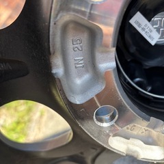 265/65R17 グッドイヤースタッドレスタイヤ・ホイールセットの画像