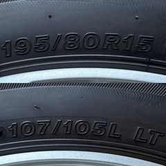 ブリヂストン ブリザック VL1 スタッドレスタイヤ 95/80R15 107/105L LT ４本セットハイエース等にの画像