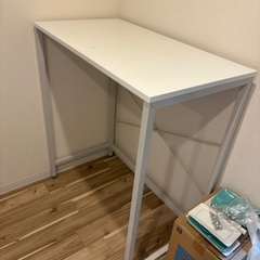 スタンディングデスクの画像