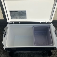 底一面真空クーラーボックスの画像