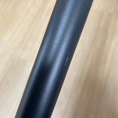 つっぱり棒 強力 太パイプ 耐荷重30kg-8kg 170-280cm 伸縮 おしゃれ 艶消し 黒 モノトーン インテリア 玄関 トイレ キッチン ランドリー 収納 突っ張り 棒 つっぱり ポールの画像