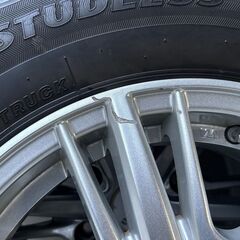 ブリヂストン ブリザック VL1 スタッドレスタイヤ 95/80R15 107/105L LT ４本セットハイエース等にの画像