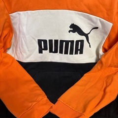 【PUMA 】裏起毛フード付きトレーナー 160cmの画像