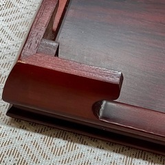 花台　エンジ色　の画像