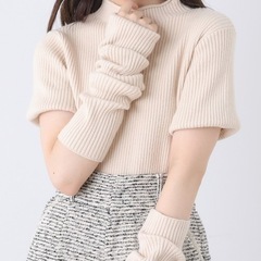 セーター アームカバー付きの画像