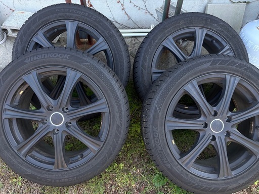 スタッドレスタイヤ