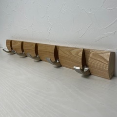 f●■★umbra（アンブラ）フリップフック　壁掛けコートハンガー　5連の画像