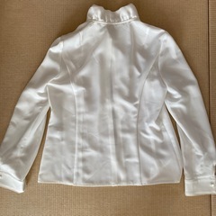 ブラウス白　美品の画像