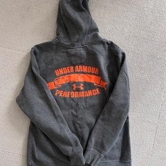 アンダーアーマー　パーカーの画像