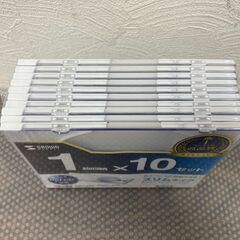 【差し上げます】 SANWA SUPPLY　1枚収納×10セット　スリムタイプ　Blu-ray・DVD・CD CASE　ホワイトの画像