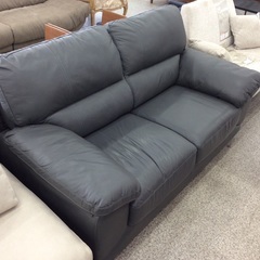 【ニトリの二人掛けソファ】2人掛けソファ　ラブソファ　ニトリ　NITORI　革製　背もたれ脱着可能：グレーの画像