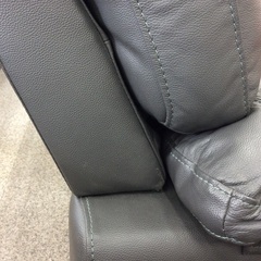 【ニトリの二人掛けソファ】2人掛けソファ　ラブソファ　ニトリ　NITORI　革製　背もたれ脱着可能：グレーの画像