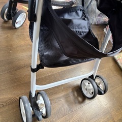 ベビーカー　1回使用のみ　Ａ型の画像