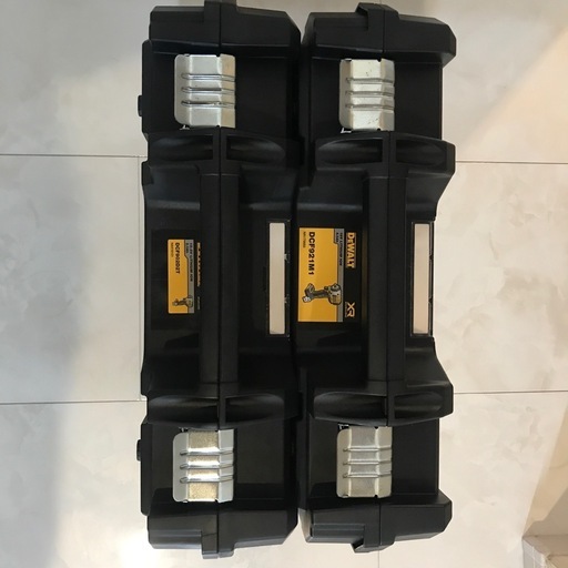 DEWALT 電動インパクトレンチケース2個セット