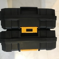 DEWALT 電動インパクトレンチケース2個セット
の画像