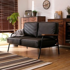 【美品】2人掛けソファ ブラウンレザー調（幅135cm）の画像