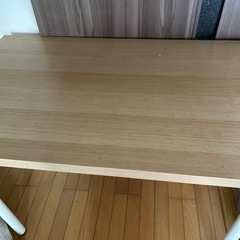 大人気IKEAのテーブルの画像