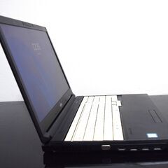 富士通高性能7世代CPUCorei5最新Windows11メモリ8GB高速SSD240GBWifi接続可能の画像