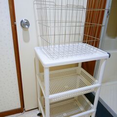 ランドリー　カゴとラック　差し上げますの画像