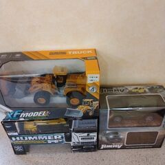 ラジコンカー3台の画像