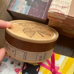 BOX 箱　化粧箱　ケース　小物入れ　サンタ　アンティーク　レトロ　当時物　古物　クラフトボックス　マグネット式　オブジェ　猫　雑貨　インテリア　紫陽花　ハンドメイドの画像