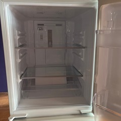 特価！シャープ/137L 2 ドア冷凍冷蔵庫/SJ-D14E-W /中古品/2019年製/の画像