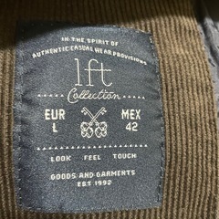 ［明日９日夕方までに直接取引の方は500円値引］これからの季節にあたたか暖かい！！黄色？橙色？のコート　使用感はありますが美品でまだまだ着れますの画像