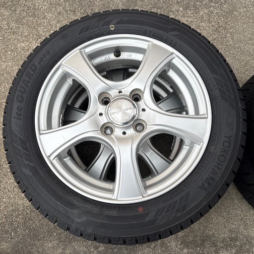 【受け付け終了】スタッドレスタイヤホイル付き