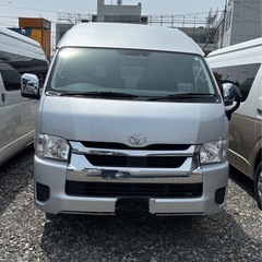 トヨタ　ハイエース　グランドキャピン