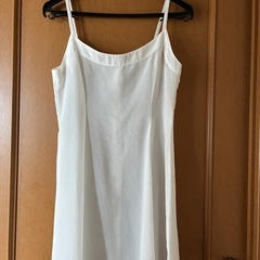 キャミワンピース　白　ミニの画像