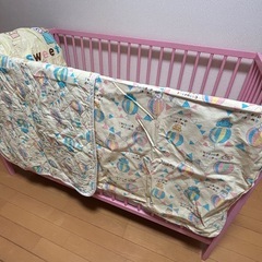 ベビーベッド、ベビー布団、シーツ　差し上げますの画像