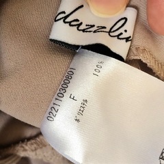 【美品】dazzlin  プリーツワンピースの画像