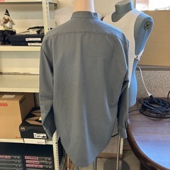 K2511-122 ノーカラー 長袖 シャツ Lサイズ ほつれ有りの画像