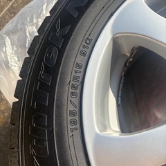 スタッドレスタイヤ(セレナで使用)の画像