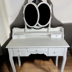お話中　白ドレッサー　三面鏡の画像