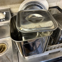 ステンレス製ポットの画像