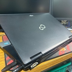 ノートパソコン 富士通 LIFEBOOK  Windows11 25H2 CPU i7-3630QM メモリ8GB SSD250GB Office2021の画像