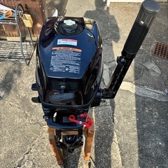 トーハツ　2馬力船外機 3BV 船外機スタンド付きの画像