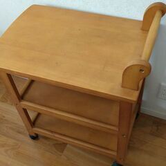 木製カートの画像